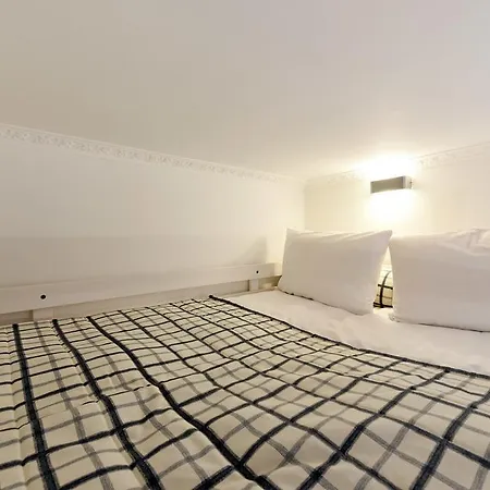 アパート Family - Dla Rodzin Z Parkingiem - Spokojna Kamiennica - By Lion ソポト