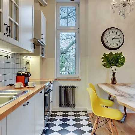 Lion - Family Apartment